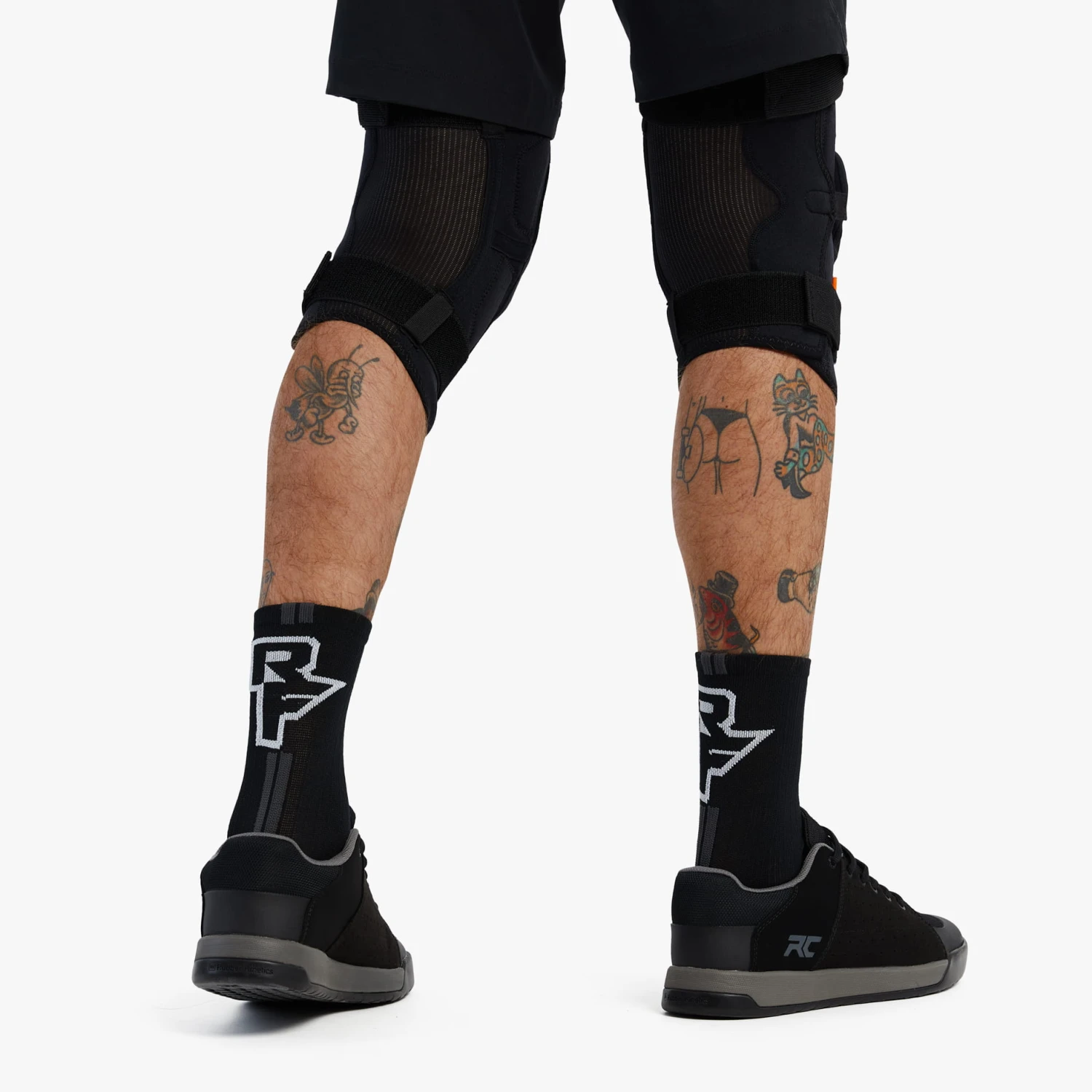 Race Face Hinderlaagknie - Stealth - Image 3