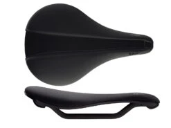 Fabric Line-S Flat Pro Zadel - Zwart